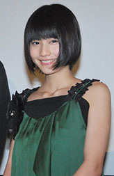 “橋本愛さんの笑顔”/