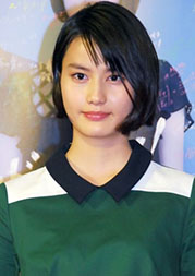 “橋本愛さんの正面の画像”/