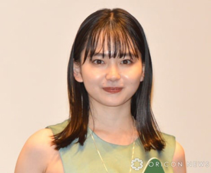 “山田杏奈さんの画像”/
