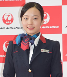 “本田真凜さんの正面の画像”/