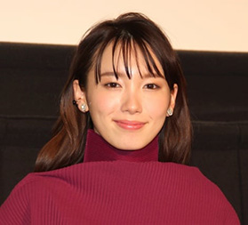 “飯豊まりえさんの画像”/