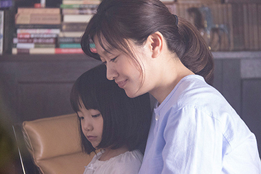 “篠原涼子さんの横顔”/