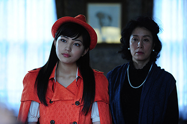 北村優衣と川口春奈は似てる女優？10枚の画像で比較 - AKIRAの