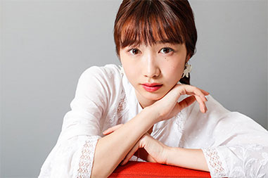 “岡本夏美さんの画像”/
