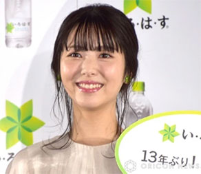 “浜辺美波さんの画像”/