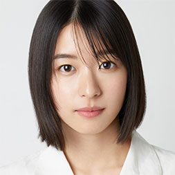 “鳴海唯さんの画像”/