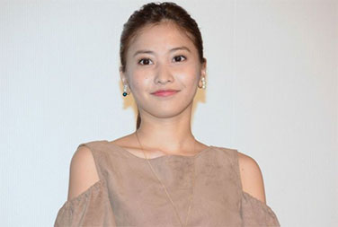 “佐野ひなこさんのスマイルな表情”/