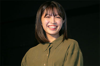 “寺本莉緒さんの笑顔”/