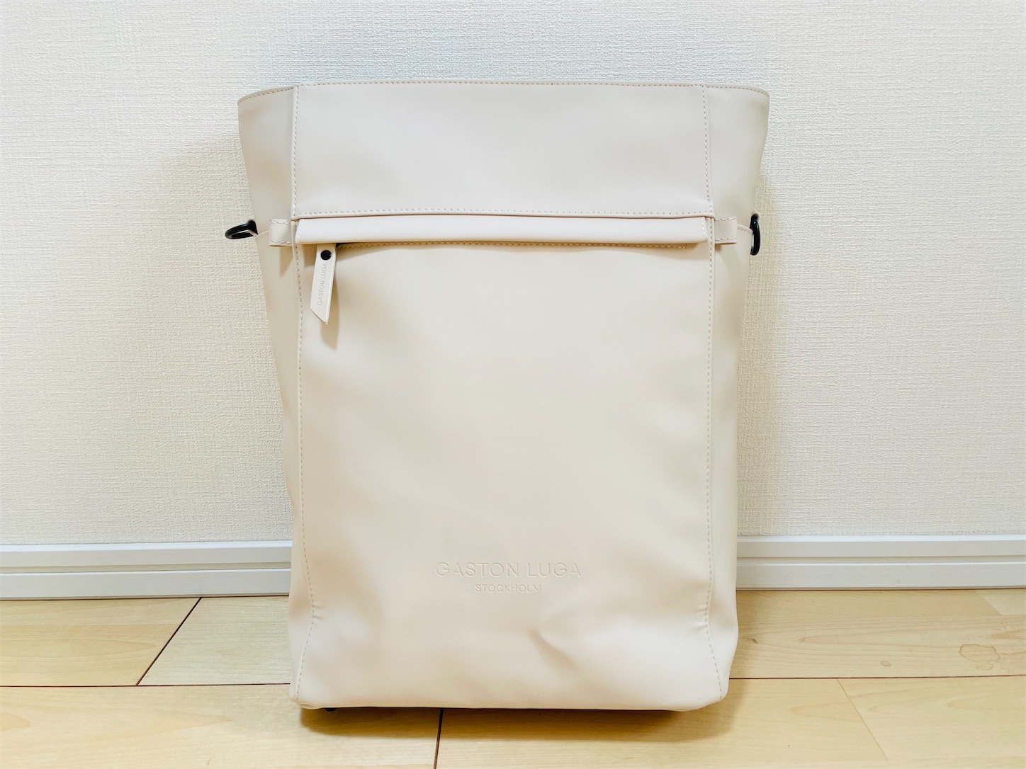 【定価19,800円】ガストンルーガ　TÅTE(トーテ) クラウドクリーム カジュアルにもきれいめにも使えるGastonLuga(ガストンルーガ