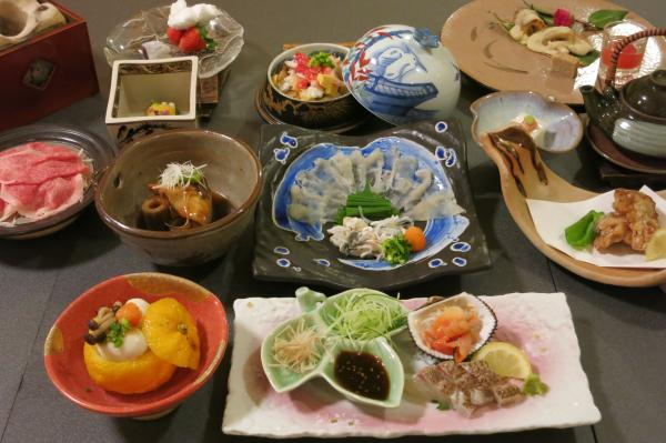 ゆっくり食べたいときにお勧め 完全仕切りの個室がある飲食店一覧 唐津のお店を食べ歩き 持ち帰り ゆっくり食べたいときにお勧め 完全仕切りの個室がある飲食店一覧 唐津のお店を食べ歩き 持ち帰り