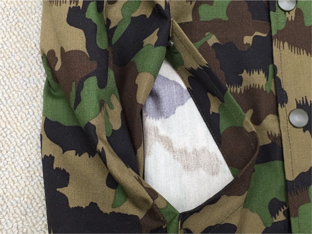 激レア　92年製　スイス軍　TAZ90 フィールドジャケット　着画アリ スイス軍] ☆激レア☆ TAZ90 フィールドジャケット アルペンカモ