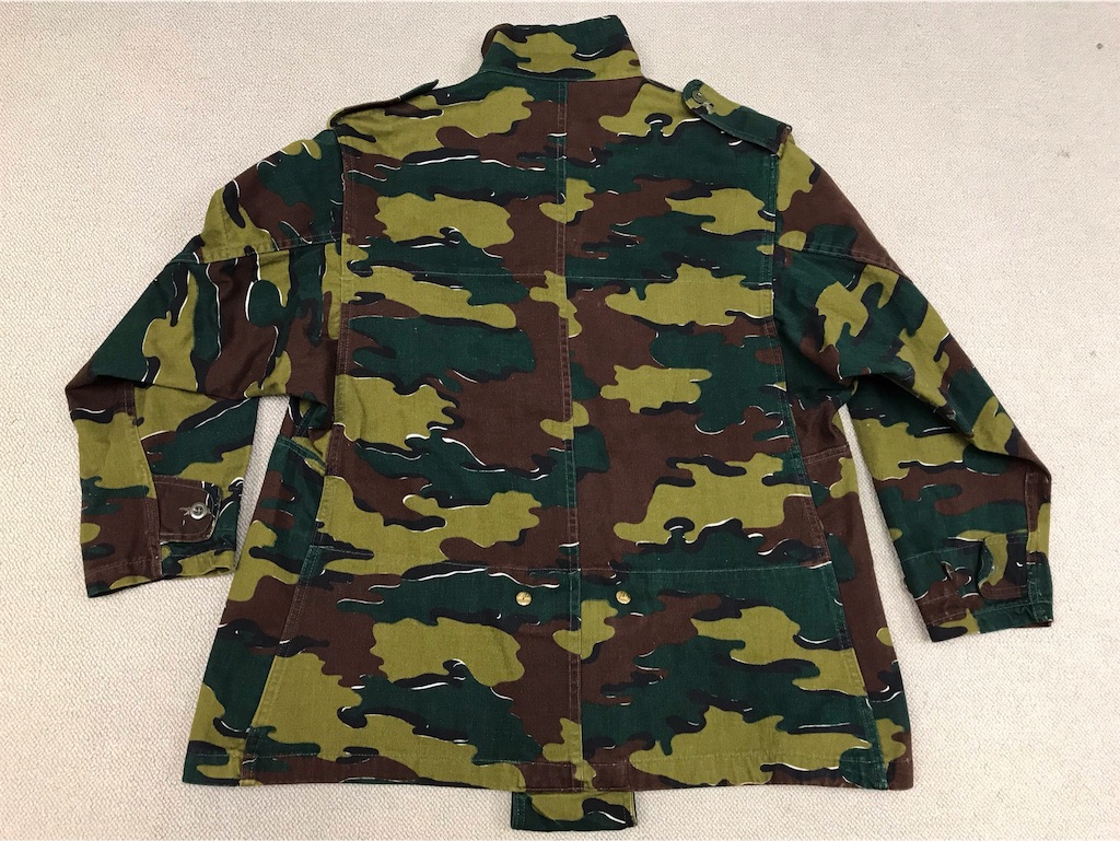 美しい迷彩が魅力！【ベルギーの軍服】陸軍空挺迷彩スモック