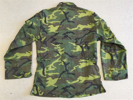 少し前の迷彩服です！【台湾の軍服】陸軍迷彩ジャケット（リーフ