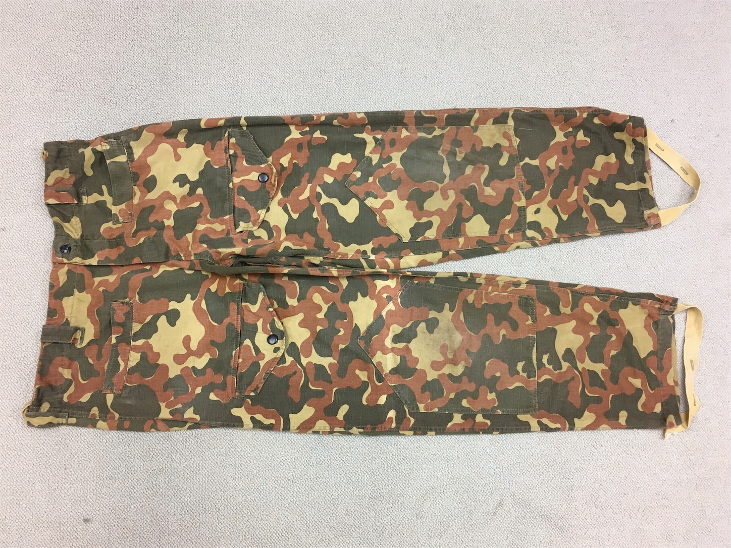 赤味の強いタイプです！【旧ソ連の軍服】陸軍戦車兵用迷彩