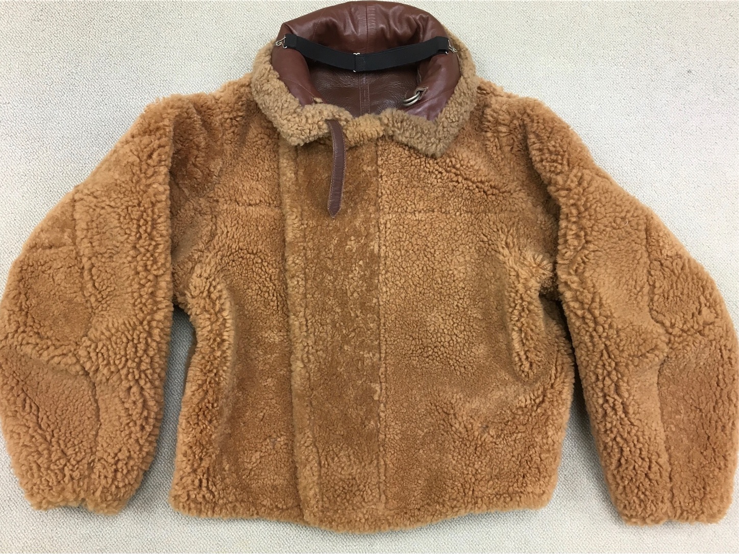 RAFの守護神！【イギリスの軍服】空軍レザーフライトジャケット