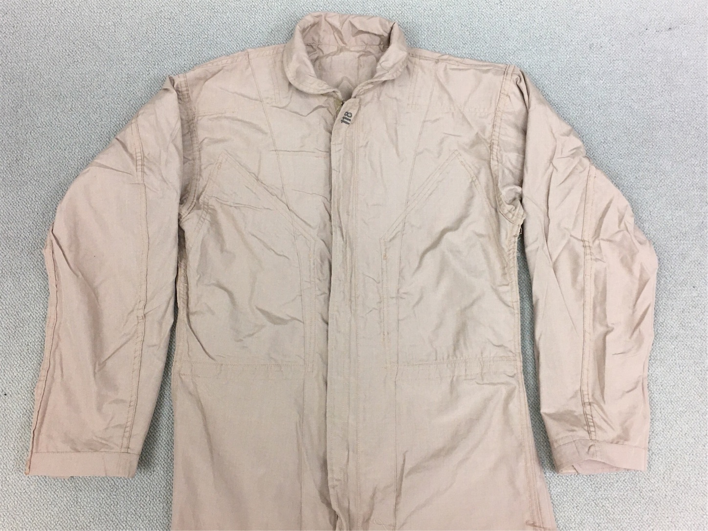 砂漠用です！【アメリカの軍服】パイロットスーツCWU-27P（デザート