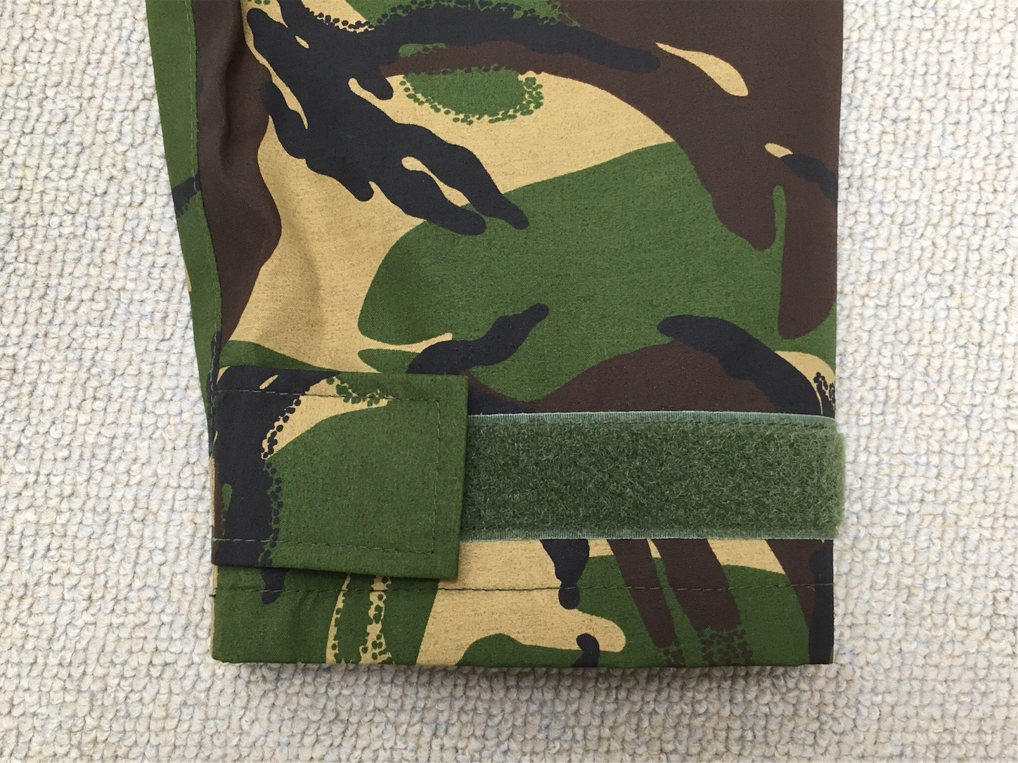 【実物新品】イギリス陸軍 新型MTPパターンGORTEX防水トラウザス 実物新品】イギリス陸軍 新型MTPパターンGORTEX防水トラウザス