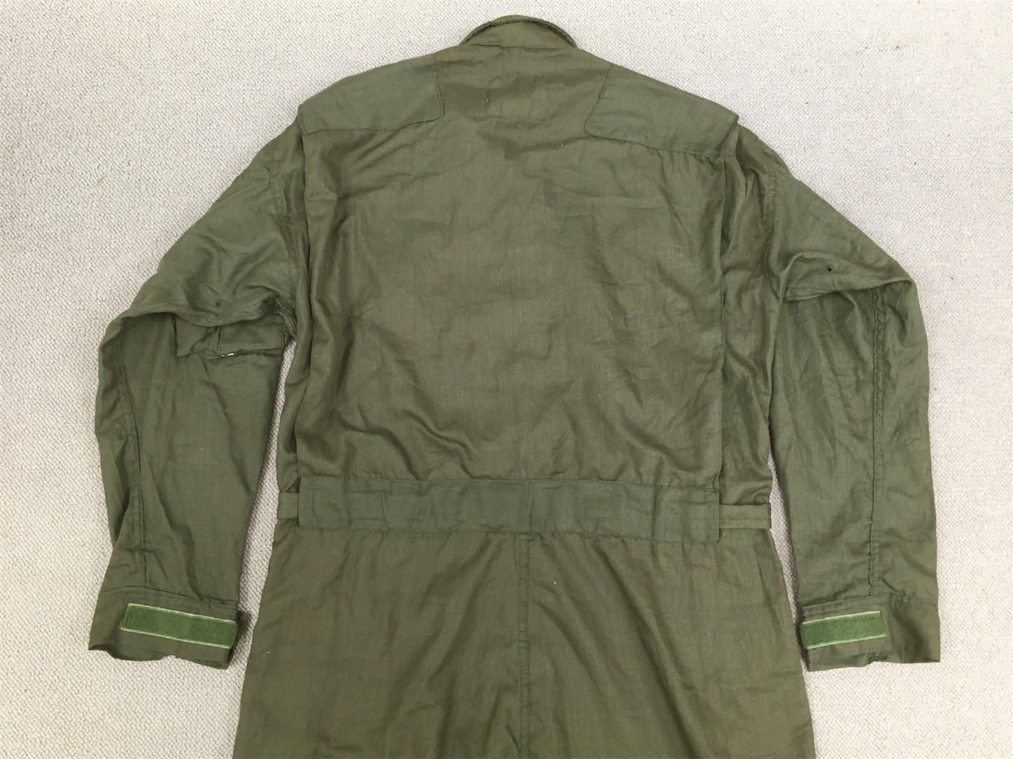 日射による褪色あり！【アメリカの軍服】海軍難燃パイロットスーツFRP