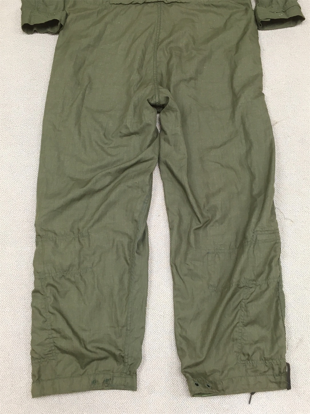 日射による褪色あり！【アメリカの軍服】海軍難燃パイロットスーツFRP