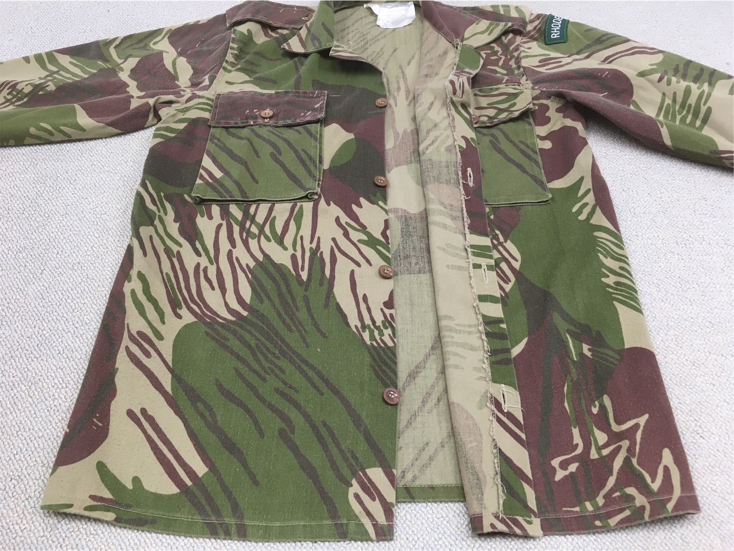 ローデシア軍用ではありません！【南アフリカの軍服】陸軍特殊