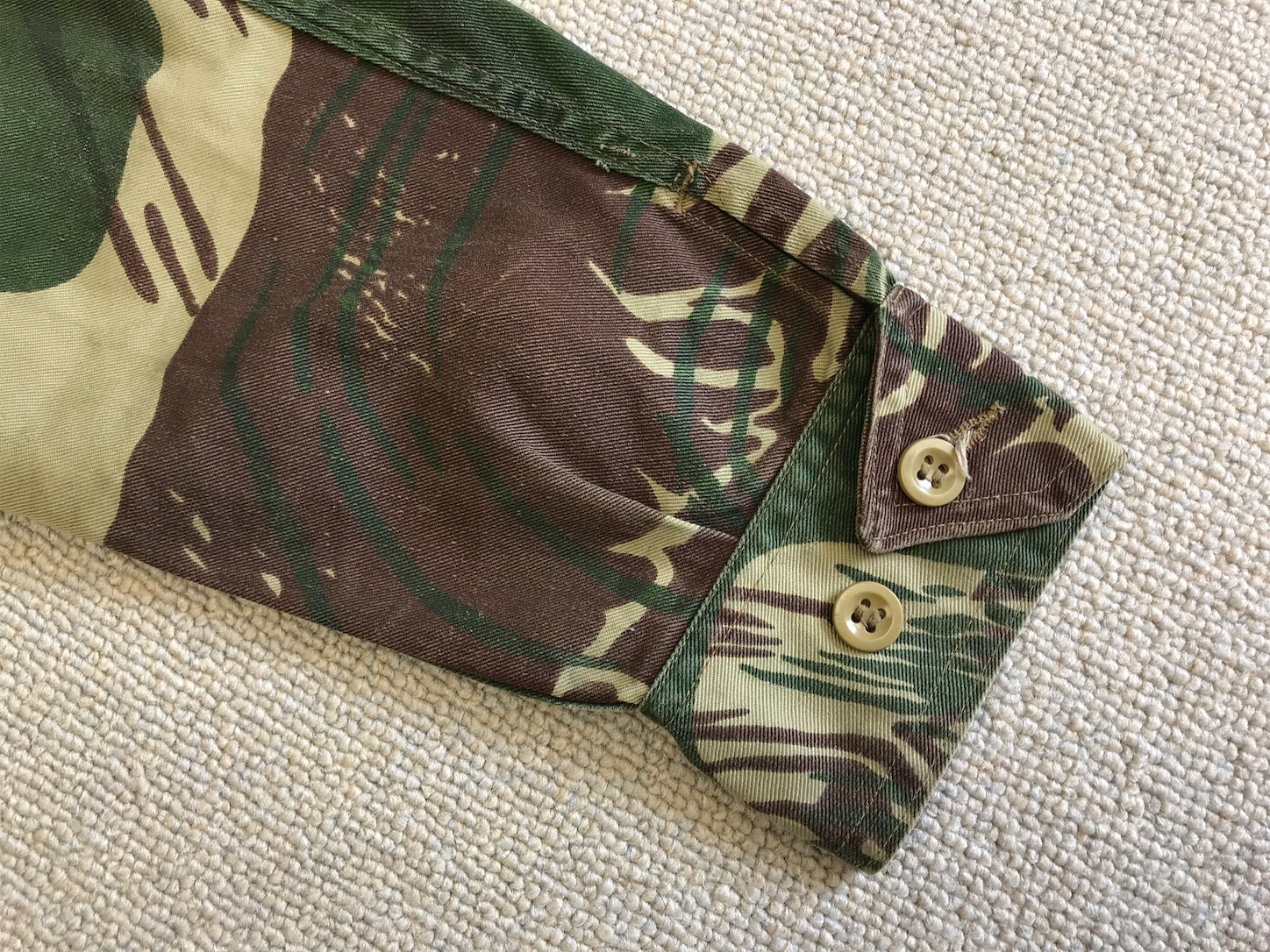 伝説！【旧ローデシアの軍服】陸軍迷彩スモック（フィールド