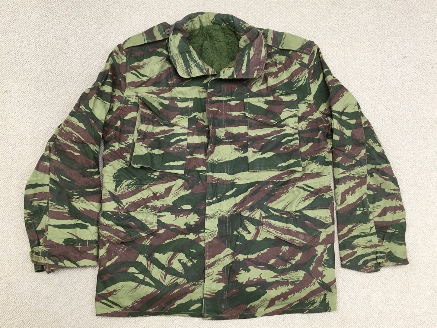 国籍不明の軍服】M65タイプフィールドジャケット（リザード迷彩