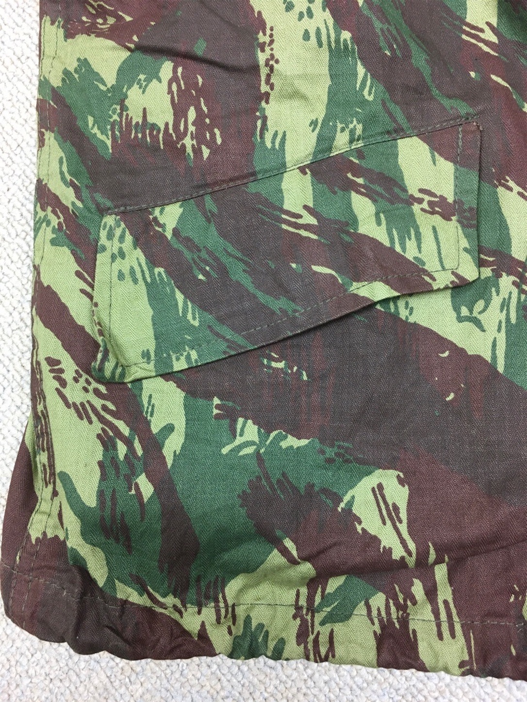 3番目のモデル？【ポルトガルの軍服】陸軍空挺迷彩ジャケット