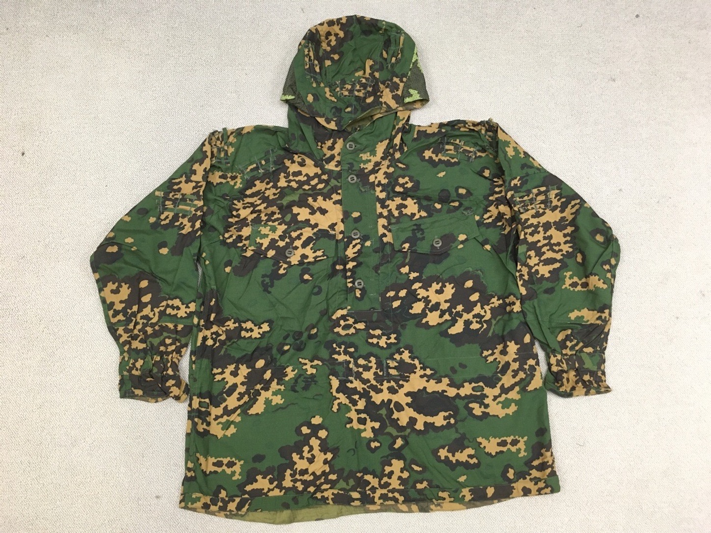 ロシアの軍服 陸軍空挺リバーシブル迷彩ユニフォーム 武装親衛隊タイプ グリーン系 とは 0610 ミリタリー いつだってミリタリアン