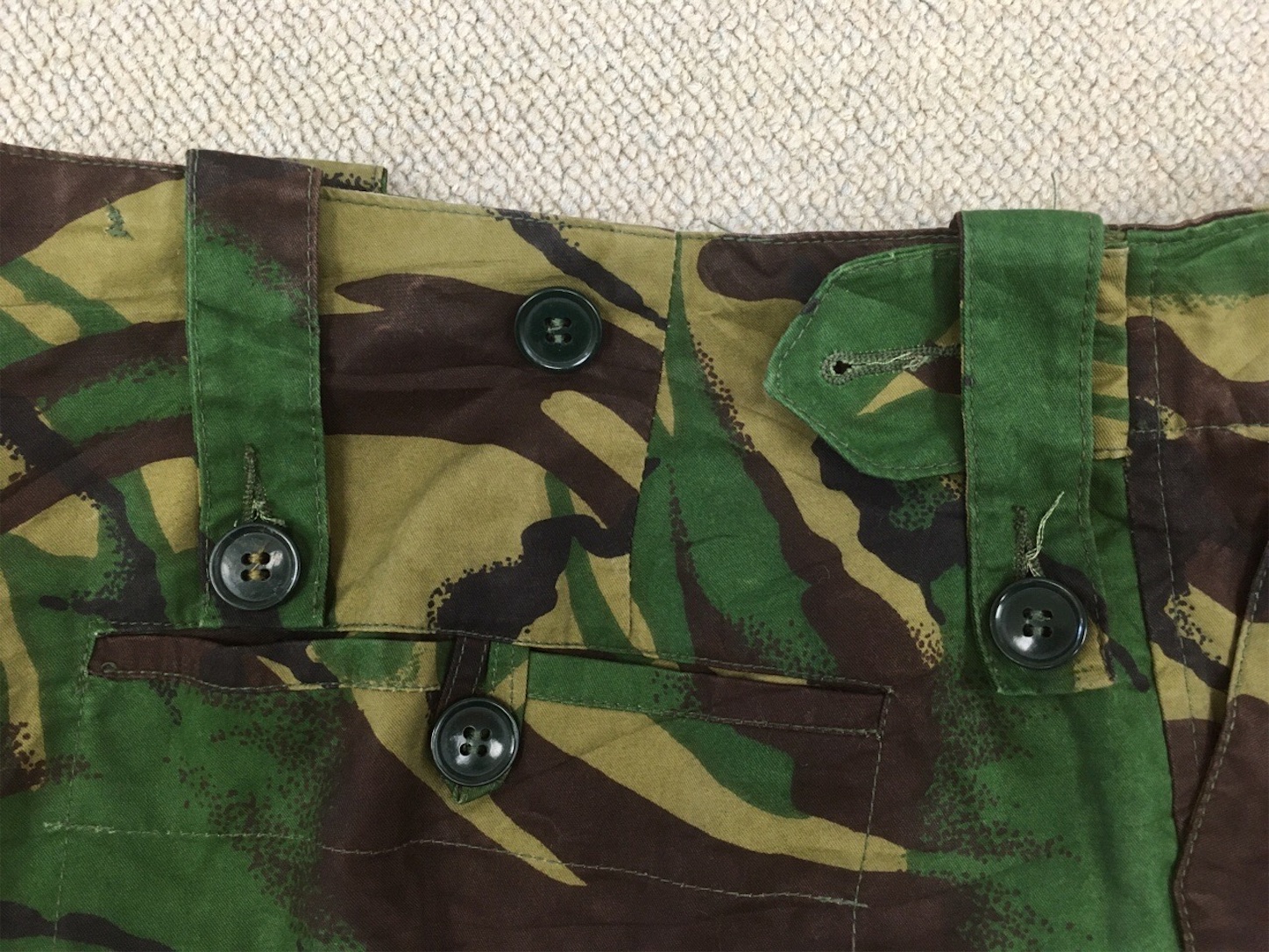 伝説のアイテム！【イギリスの軍服】特殊部隊極地用迷彩