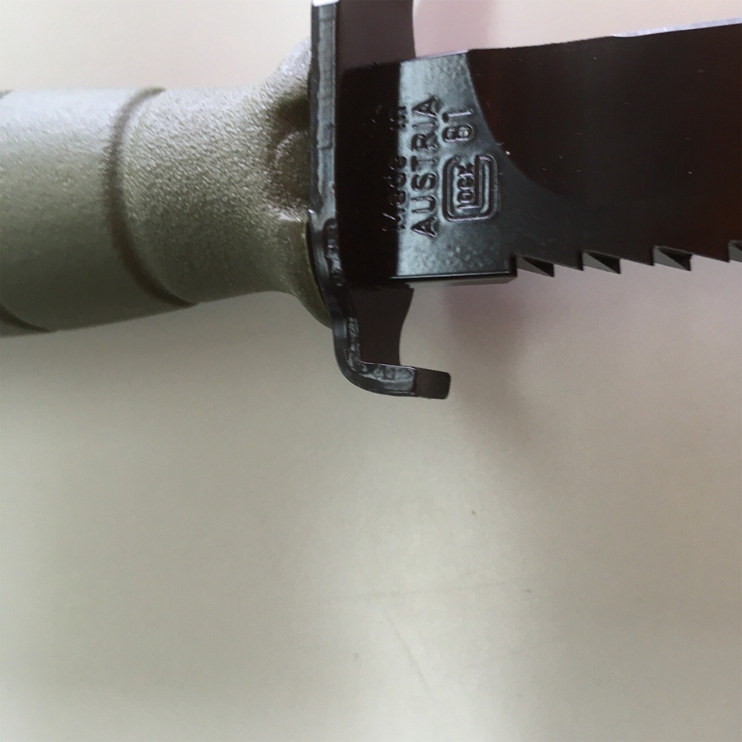 有名なグロック社製！【オーストリア軍装備品】陸軍フィールドナイフ 