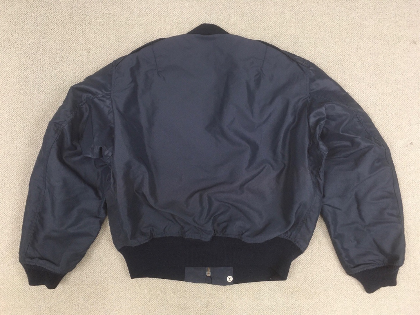 新時代の申し子！【アメリカの軍服】空軍フライトジャケットL-2A