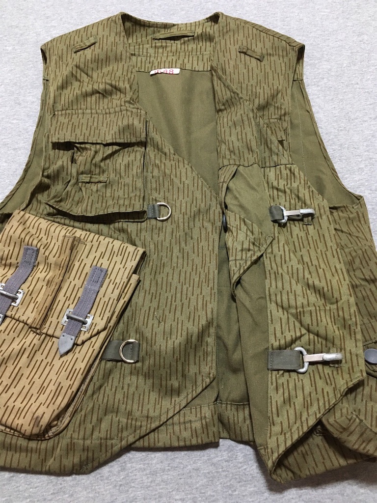 空挺専用装備です！【旧東ドイツの装備品】陸軍空挺迷彩特殊