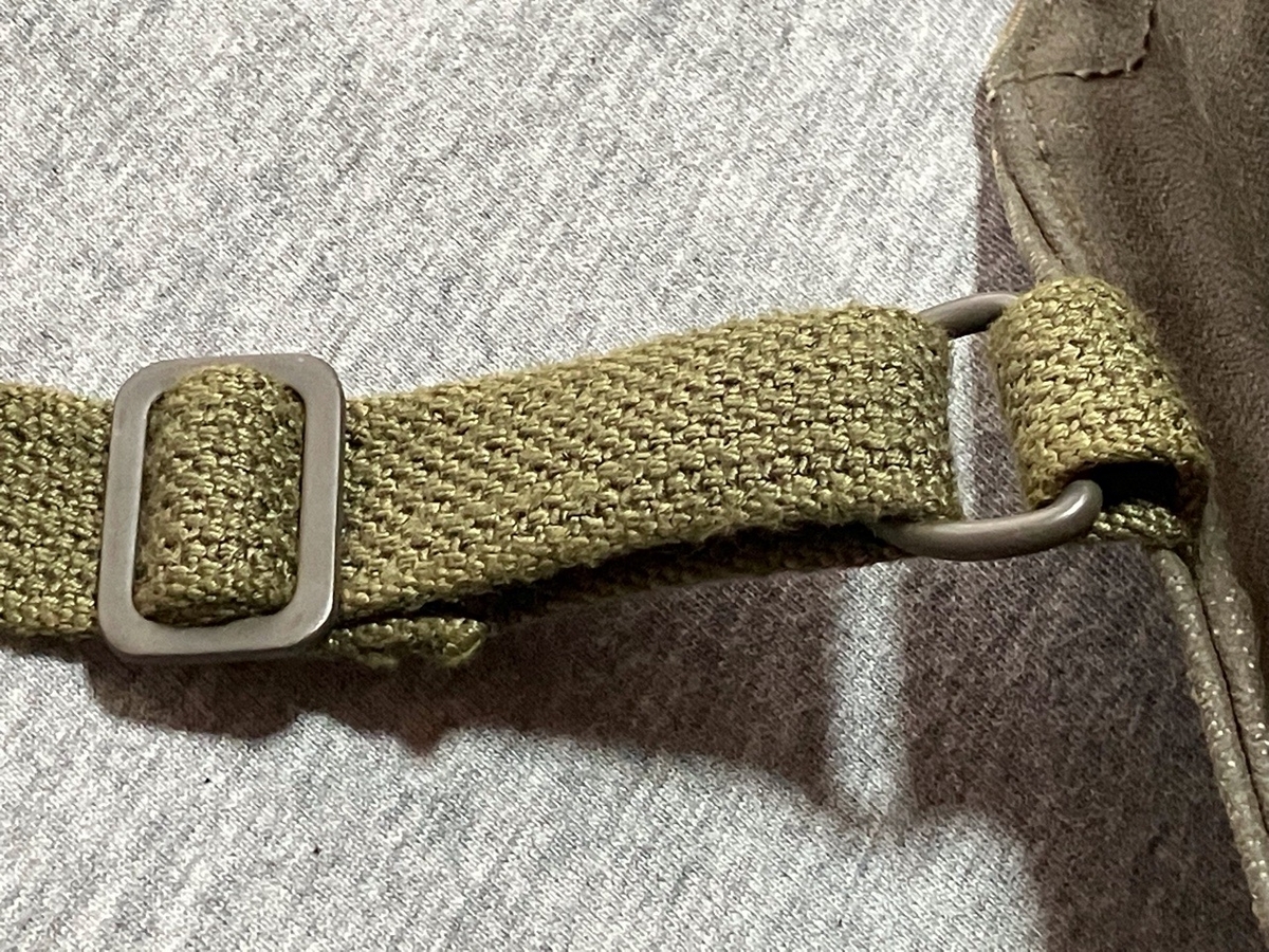 1970年代航空自衛隊防護マスク２型専用バッグ