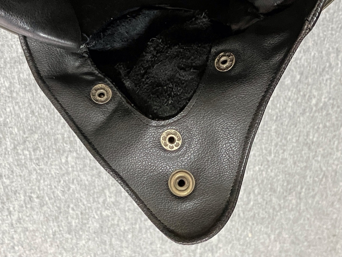 1970年代陸上自衛隊戦車乗組員用ヘルメットイヤカバー内側