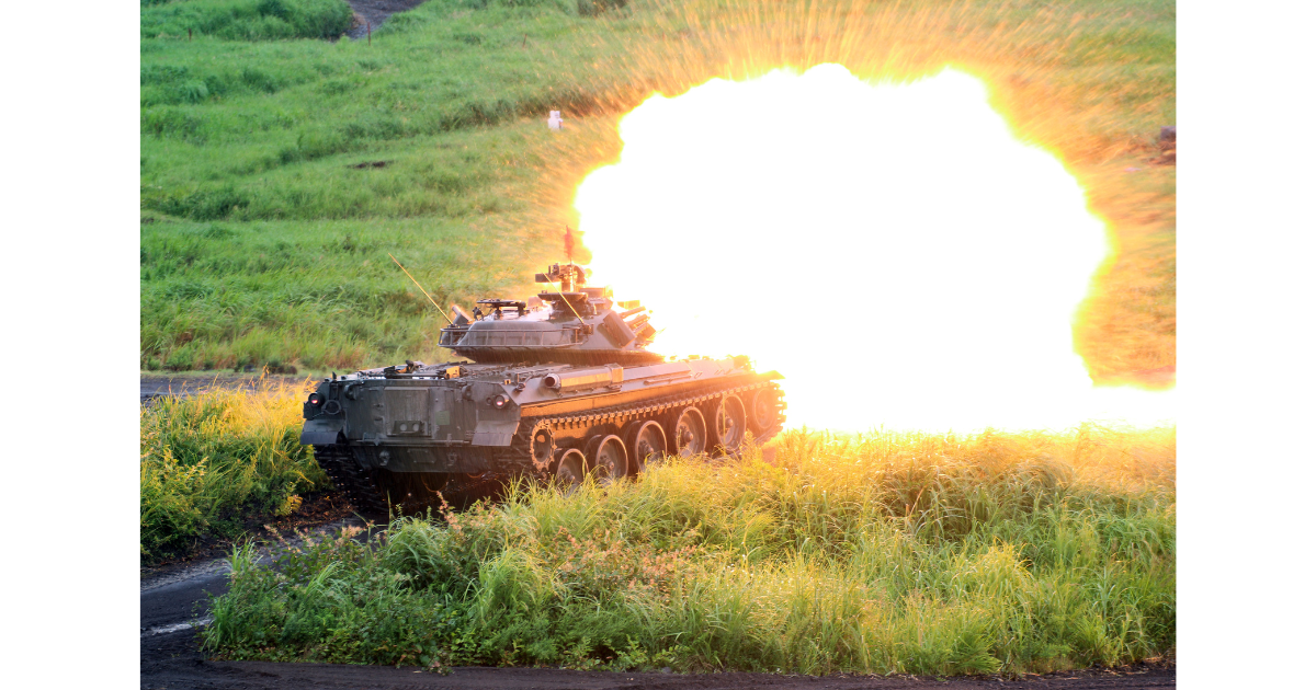 貴重です！【自衛隊装備品】陸上自衛隊戦車乗組員用ヘルメット