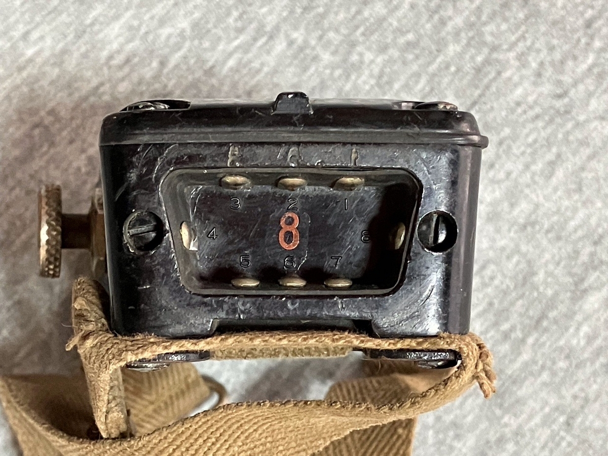1970年代陸上自衛隊戦車兵用無線スイッチ下面下面