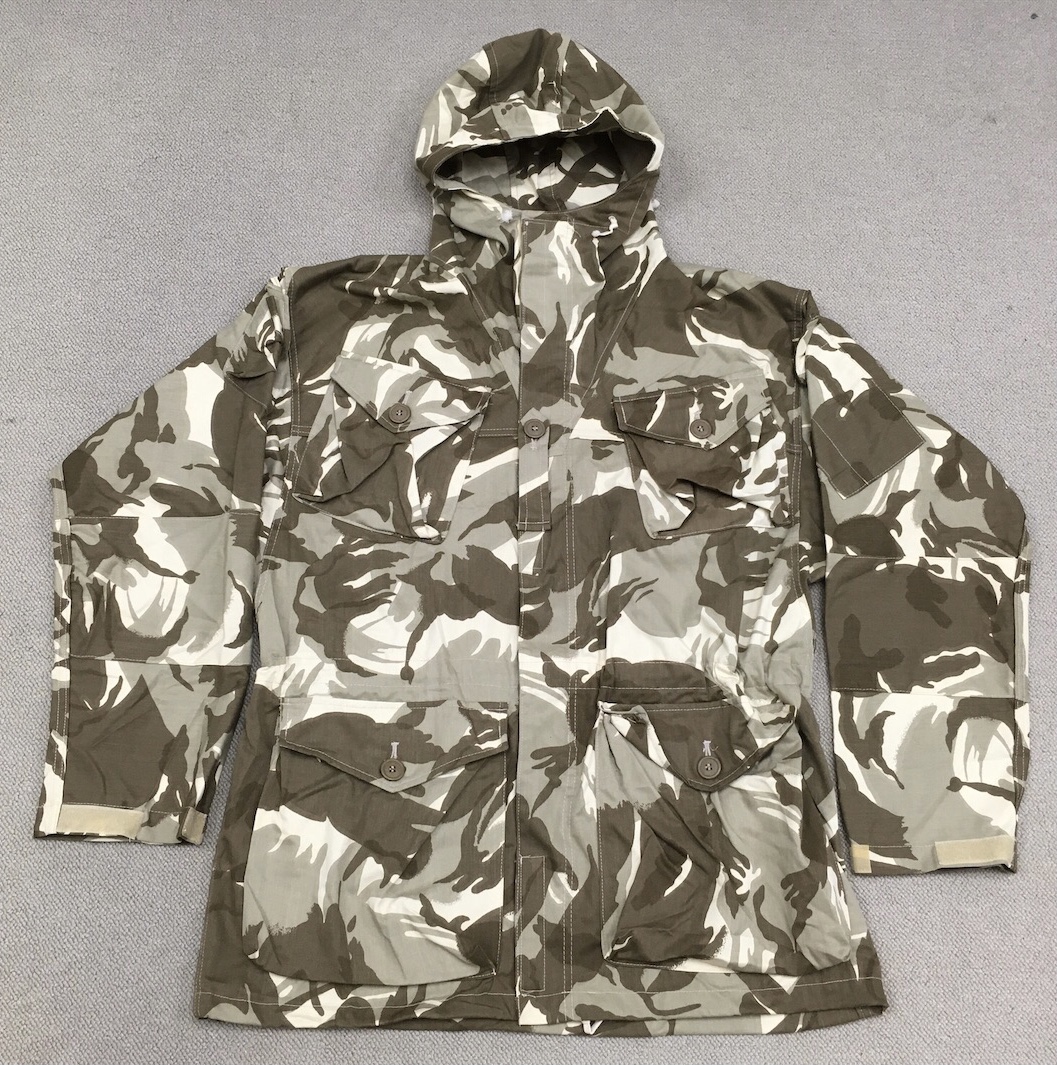 国籍不明軍特殊部隊用迷彩スモック（デザートDPM）