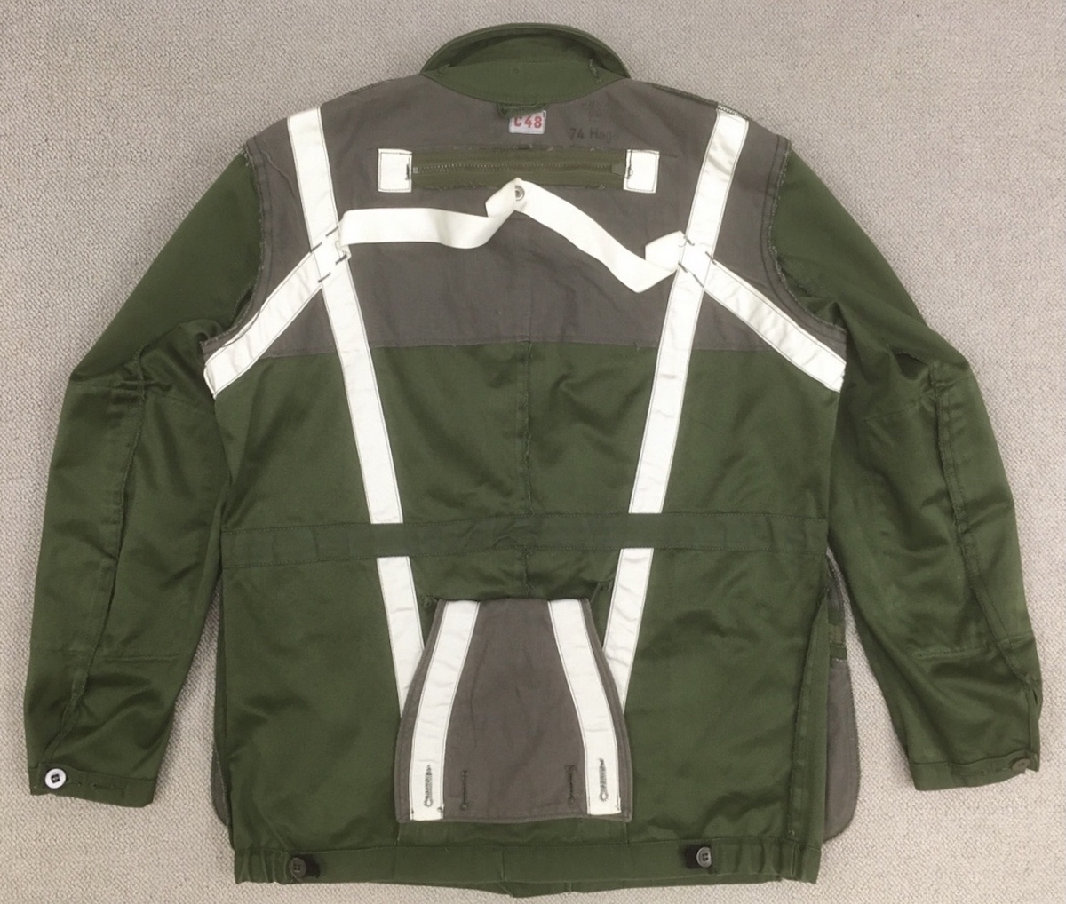 スパルタンなデザインです！【スウェーデンの軍服】陸軍M69