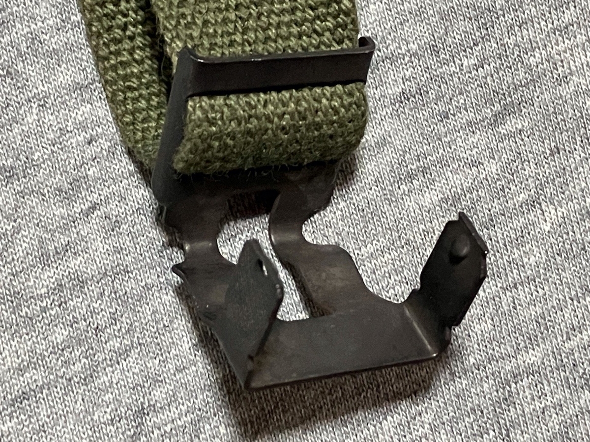 1970年代アメリカ軍M2ヘルメット用チンストラップ