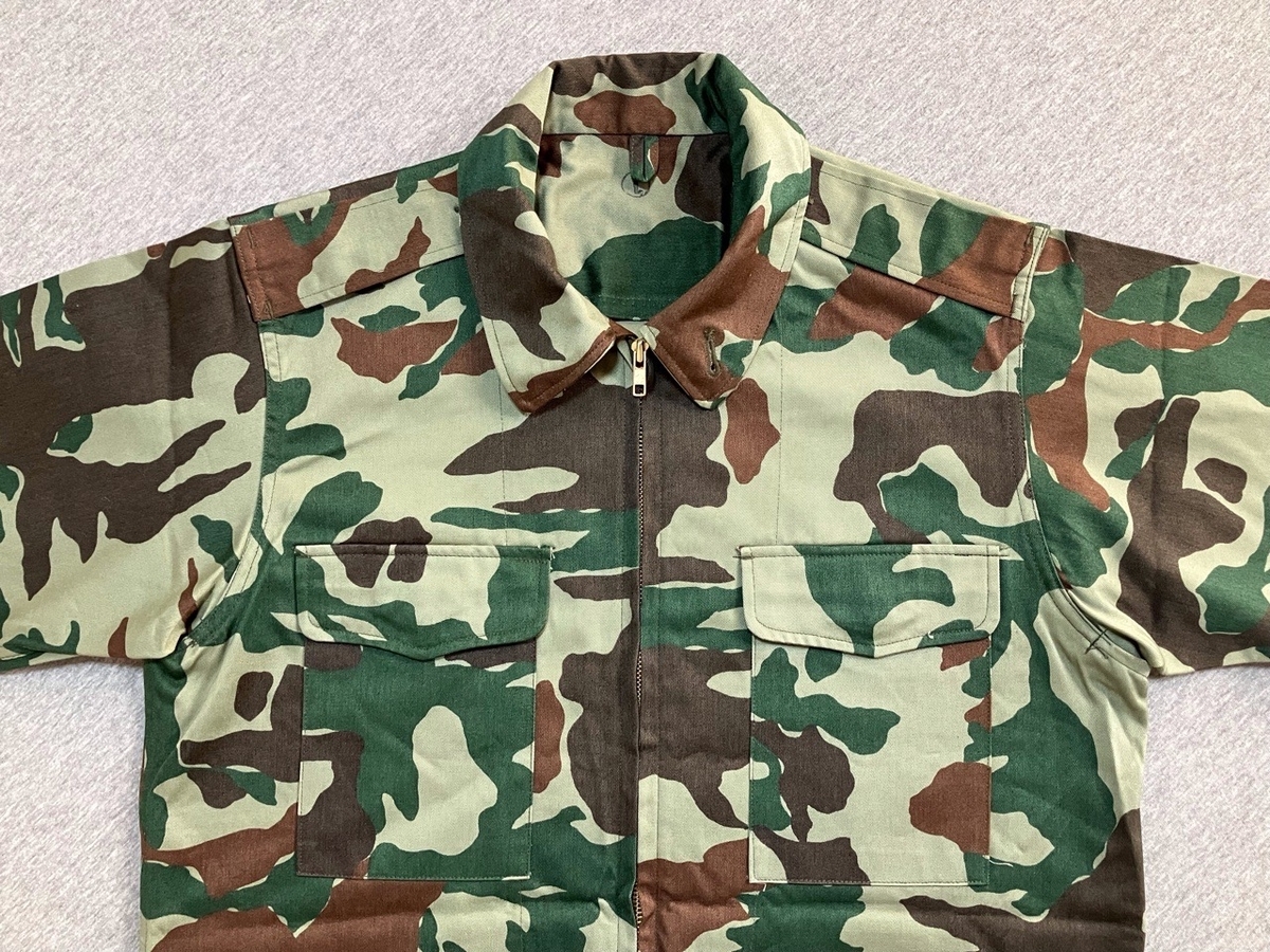 陸自 熊笹迷彩上下セット 空挺タイプ サイズ表記4号 陸上自衛隊 迷彩服 陸自 熊笹迷彩上下セット 空挺タイプ サイズ表記4号