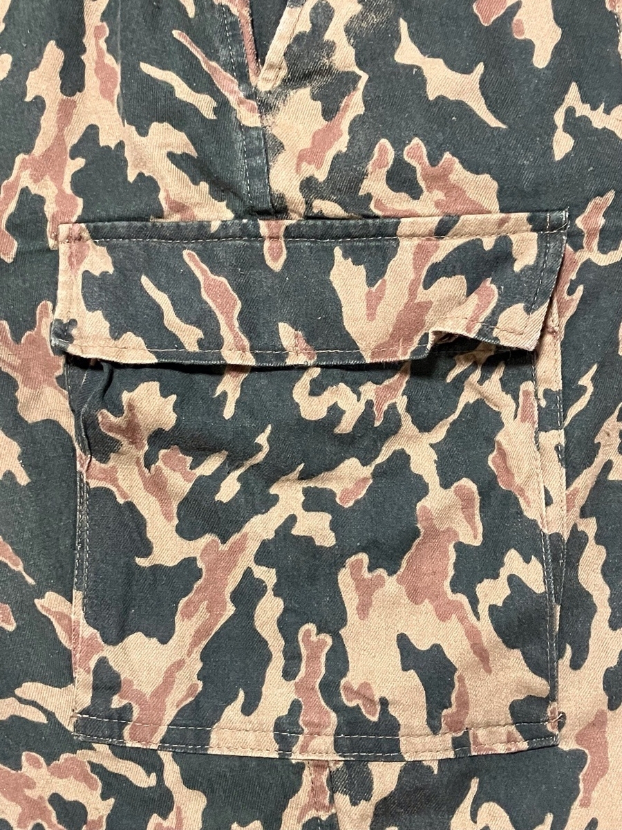 あまり見かけない迷彩パターンです！【ロシアの軍服？】陸軍迷彩