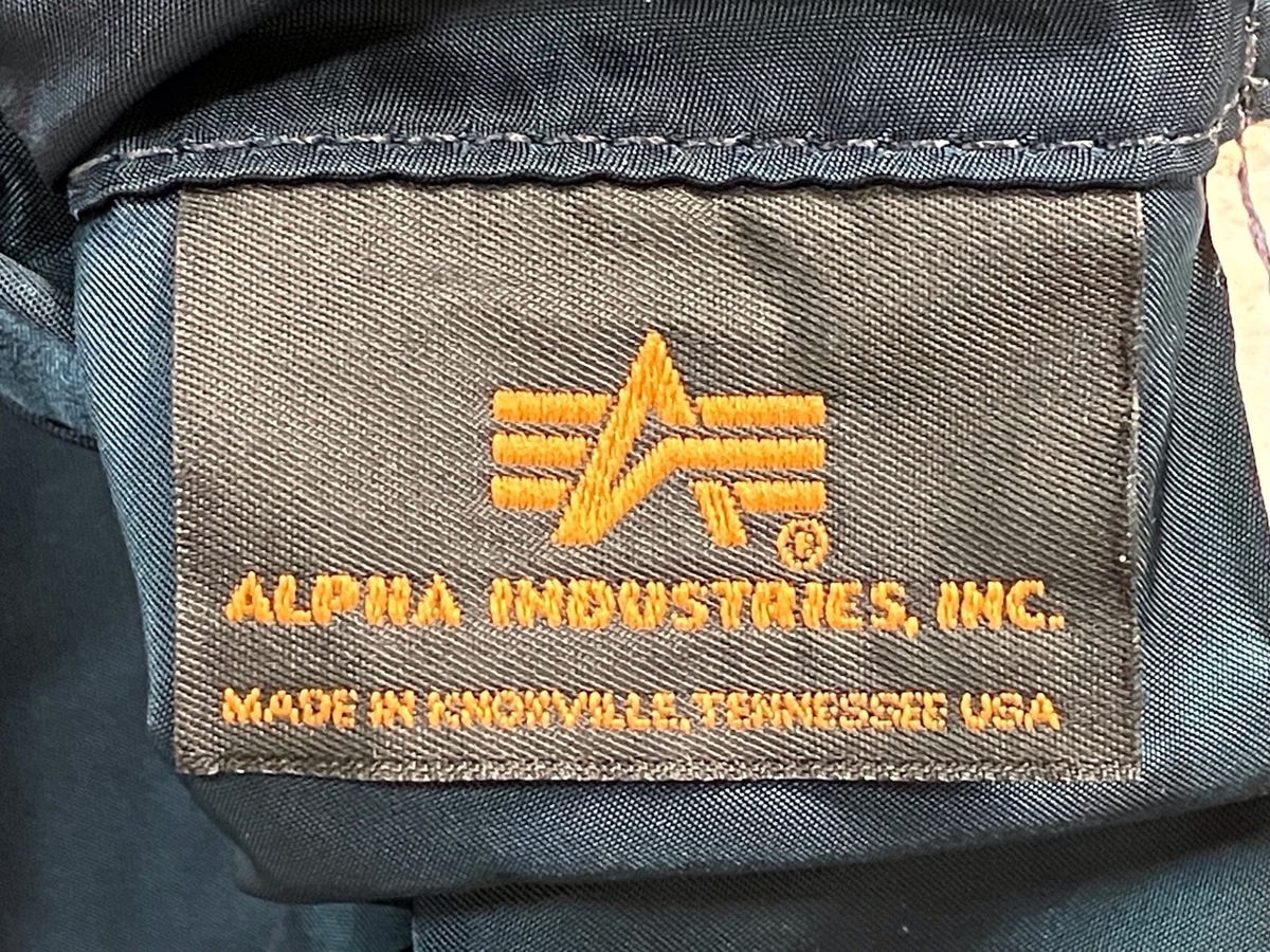 有名メーカー製です！【アメリカの軍服】空軍L-2Bナイロン