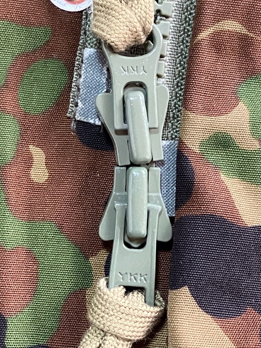 1990年代陸上自衛隊防寒戦闘服外衣（２型迷彩・モデル品）デッドストック