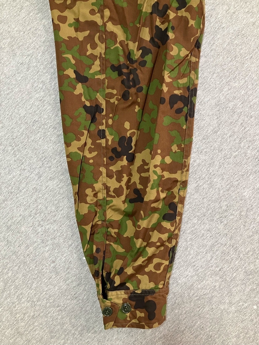 1990年代陸上自衛隊防寒戦闘服外衣（２型迷彩・モデル品）デッドストック