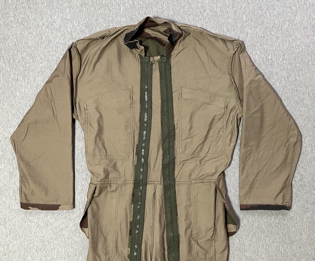 1990年代フランス陸軍空挺CCE迷彩カバーオール（HALOスーツ）中古上品