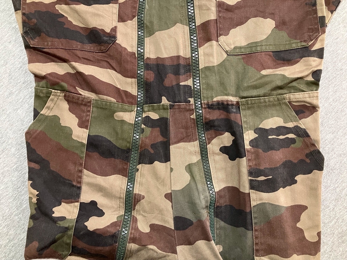 1990年代フランス陸軍空挺CCE迷彩カバーオール（HALOスーツ）中古上品