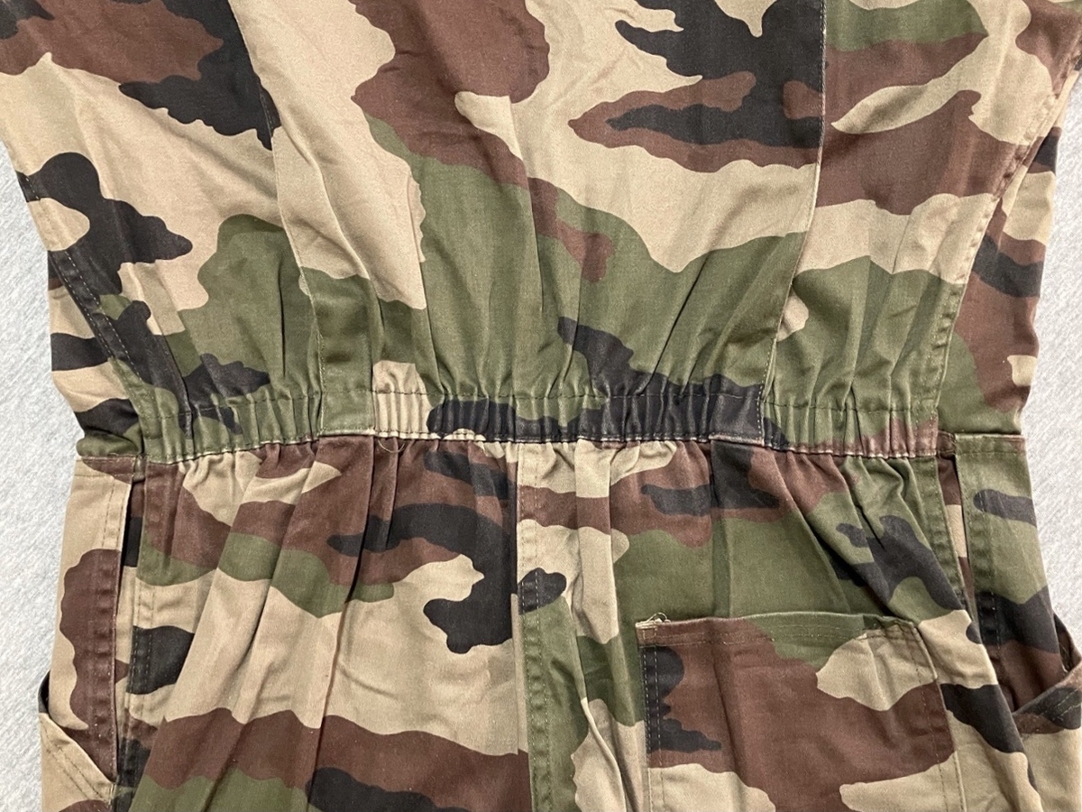 1990年代フランス陸軍空挺CCE迷彩カバーオール（HALOスーツ）中古上品