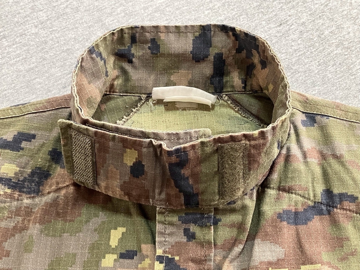 2010年代スペイン陸軍迷彩ユニフォーム（デジタルマルチカム）中古良品〜中古極上品