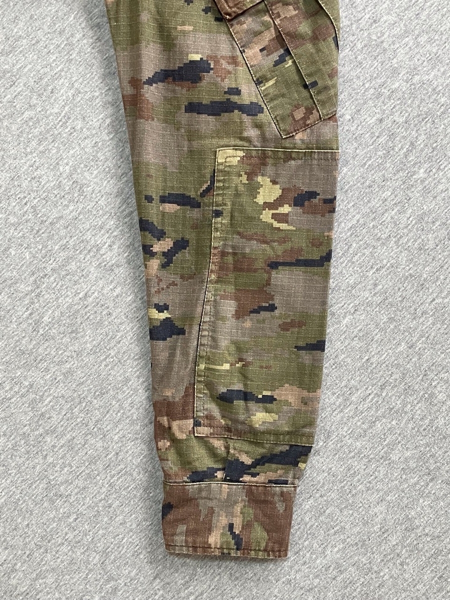 2010年代スペイン陸軍迷彩ユニフォーム（デジタルマルチカム）中古良品〜中古極上品