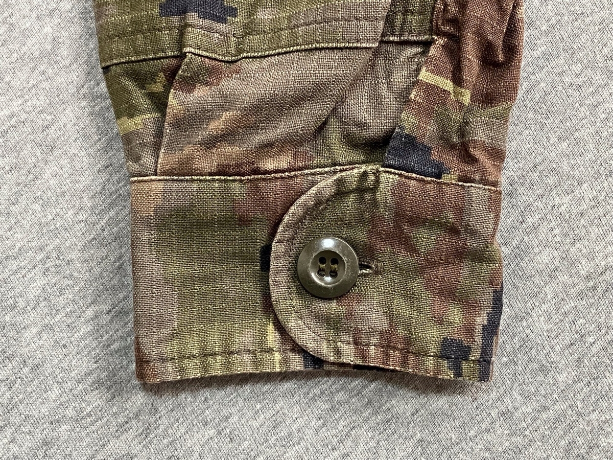 2010年代スペイン陸軍迷彩ユニフォーム（デジタルマルチカム）中古良品〜中古極上品